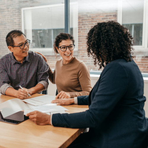 Pourquoi faire appel à un géomètre avant d’acheter un terrain en Afrique ?